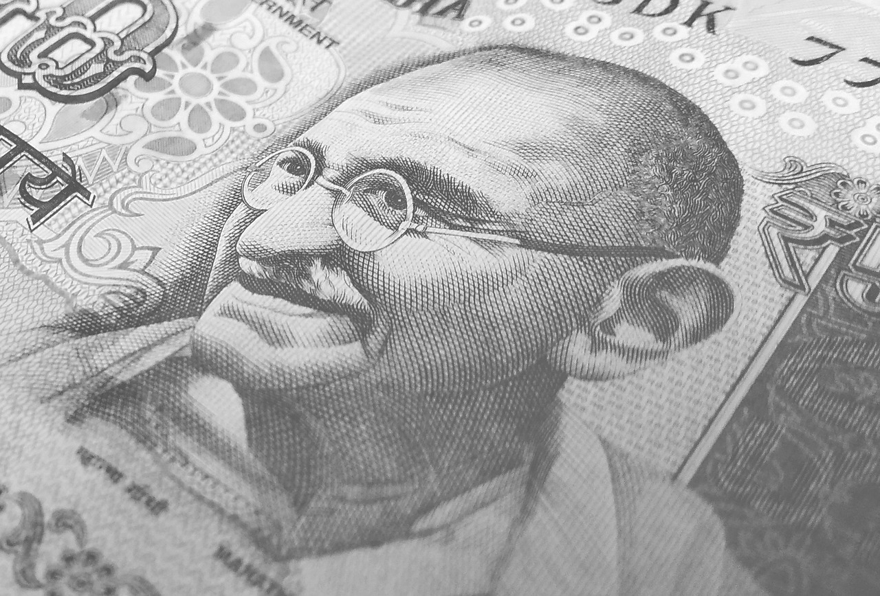 RBI Halts Printing of 2000 Rupee Notes; 200 Rupees Notes to Follow?