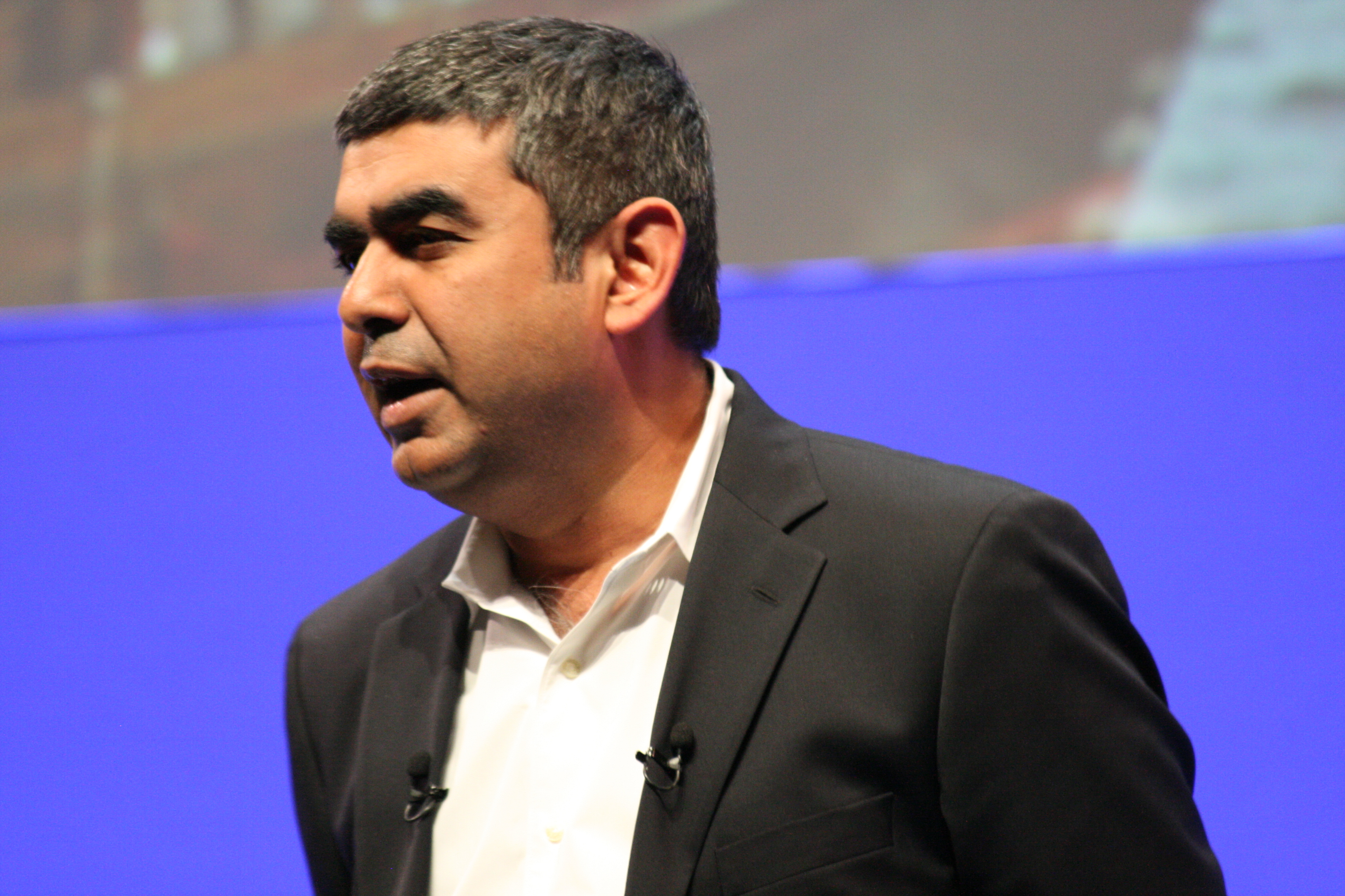 As Infosys CEO Vishal Sikka Resigns, Is India’s IT Sector in Trouble?