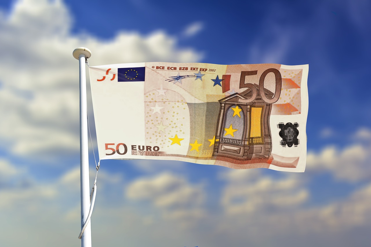 EUR/USD Swing Headed South?